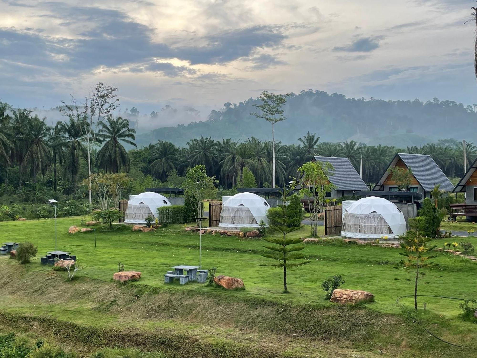Baanrimfai Homestay Ban Thung Sang Buitenkant foto